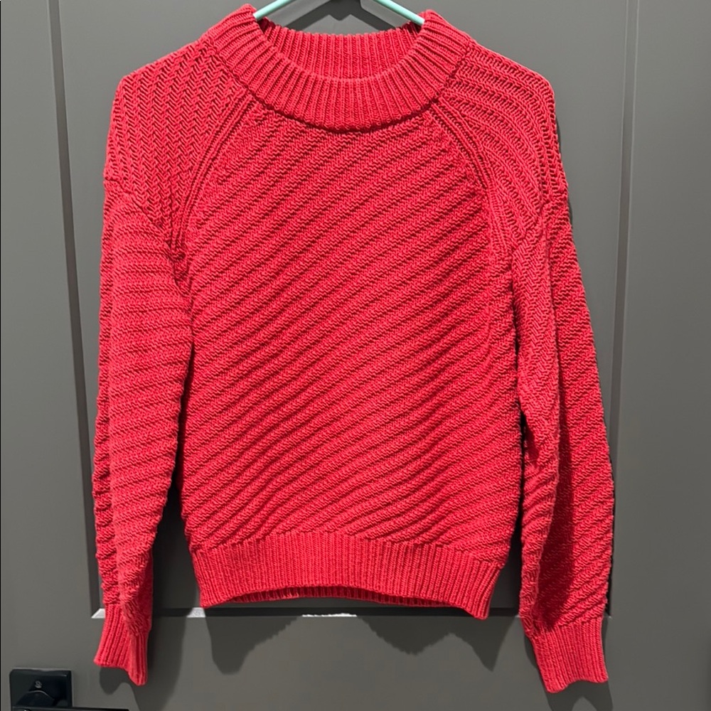 Universal Thread Vibrant Red Crew Neck Sweater